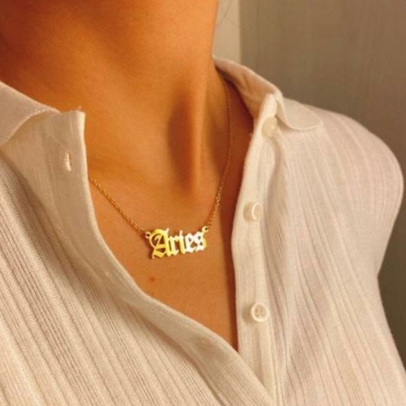 Aries zodiac gold necklace - Picture 2 of 3